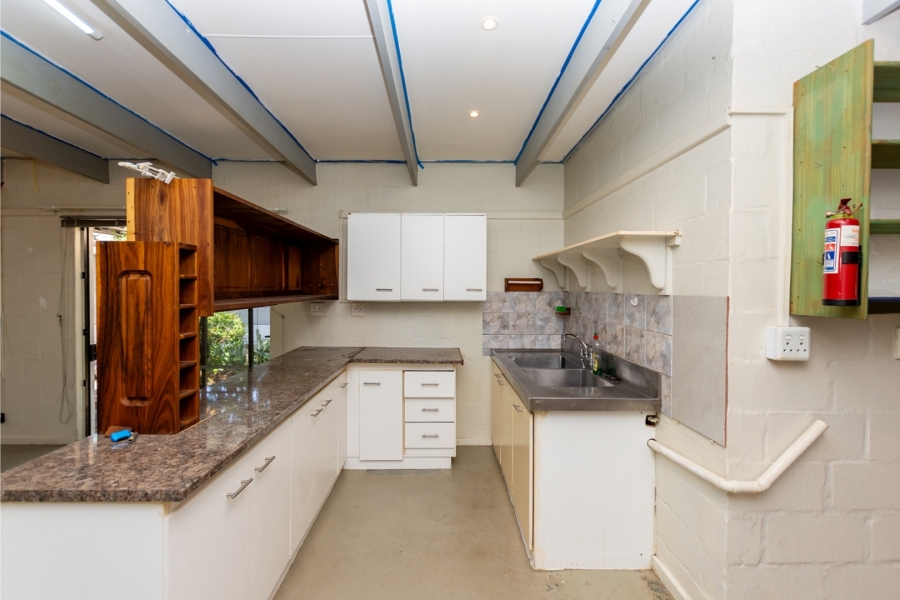 4 Bedroom Property for Sale in Laaiplek Western Cape